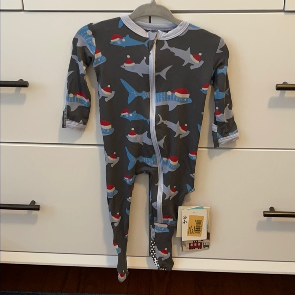 NWT Kickee Pants footie with zipper 3-6 pajamas